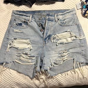 AE 90s Boyfriend Shorts